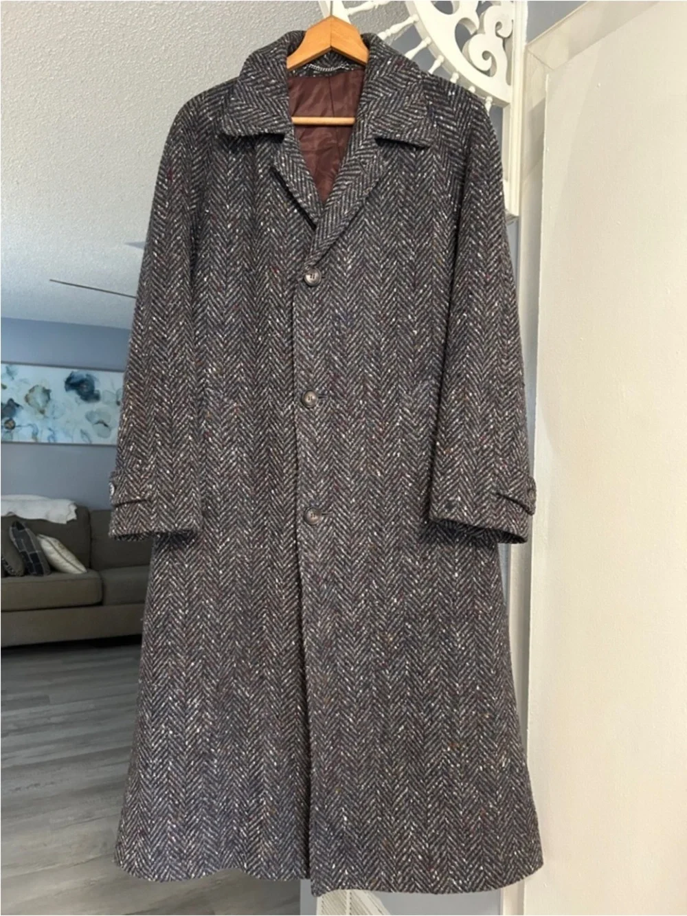80s Donegal Tweed Men’s Wool Tweed Coat Herringbone Overcoat Made in Ireland